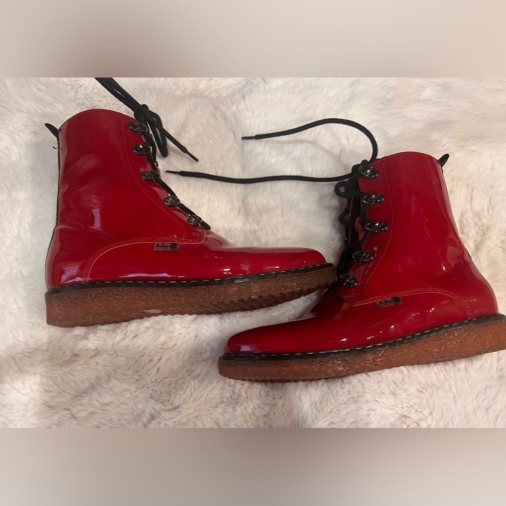 Canadian Bulle pointy toe red patent zip boots size 39 8 /8.5 - Picture 4 of 7